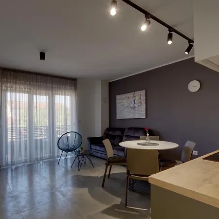 Apartments Iva & Nika Fazana Exterior photo