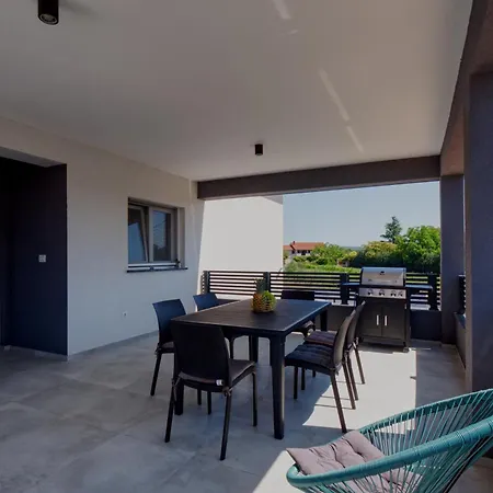 Apartments Iva & Nika Fazana Exterior photo