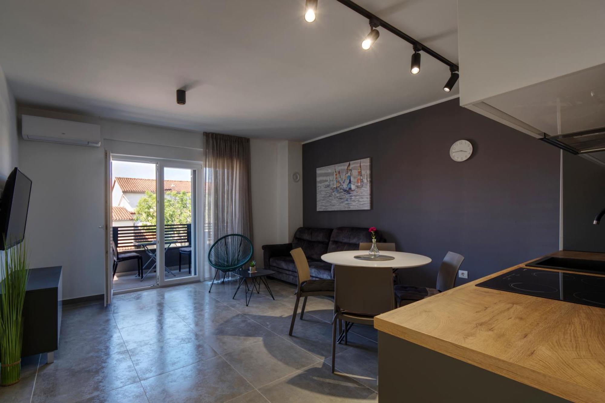Iva & Nika Apartment