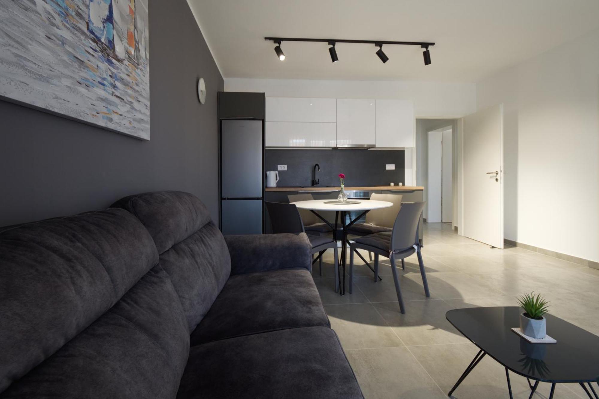 Iva & Nika Apartment